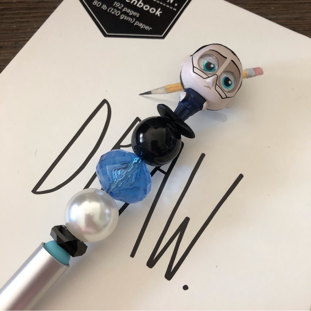 Disney Doorables: Ratatouille: Anton Ego handmade beaded pen